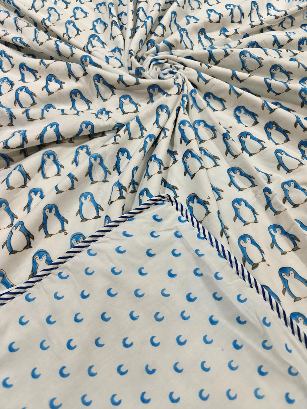 Reversible Handblock Printed Mulmul Baby Dohar - Polar Pals