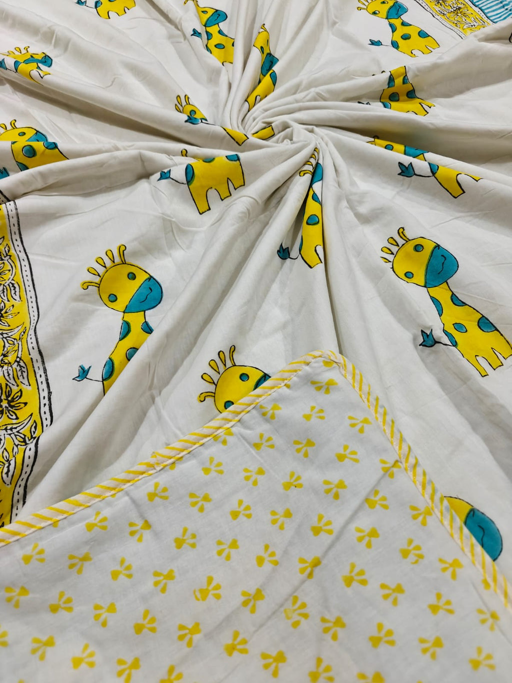Reversible Handblock Printed Mulmul Baby Dohar - Sunny Giraffe