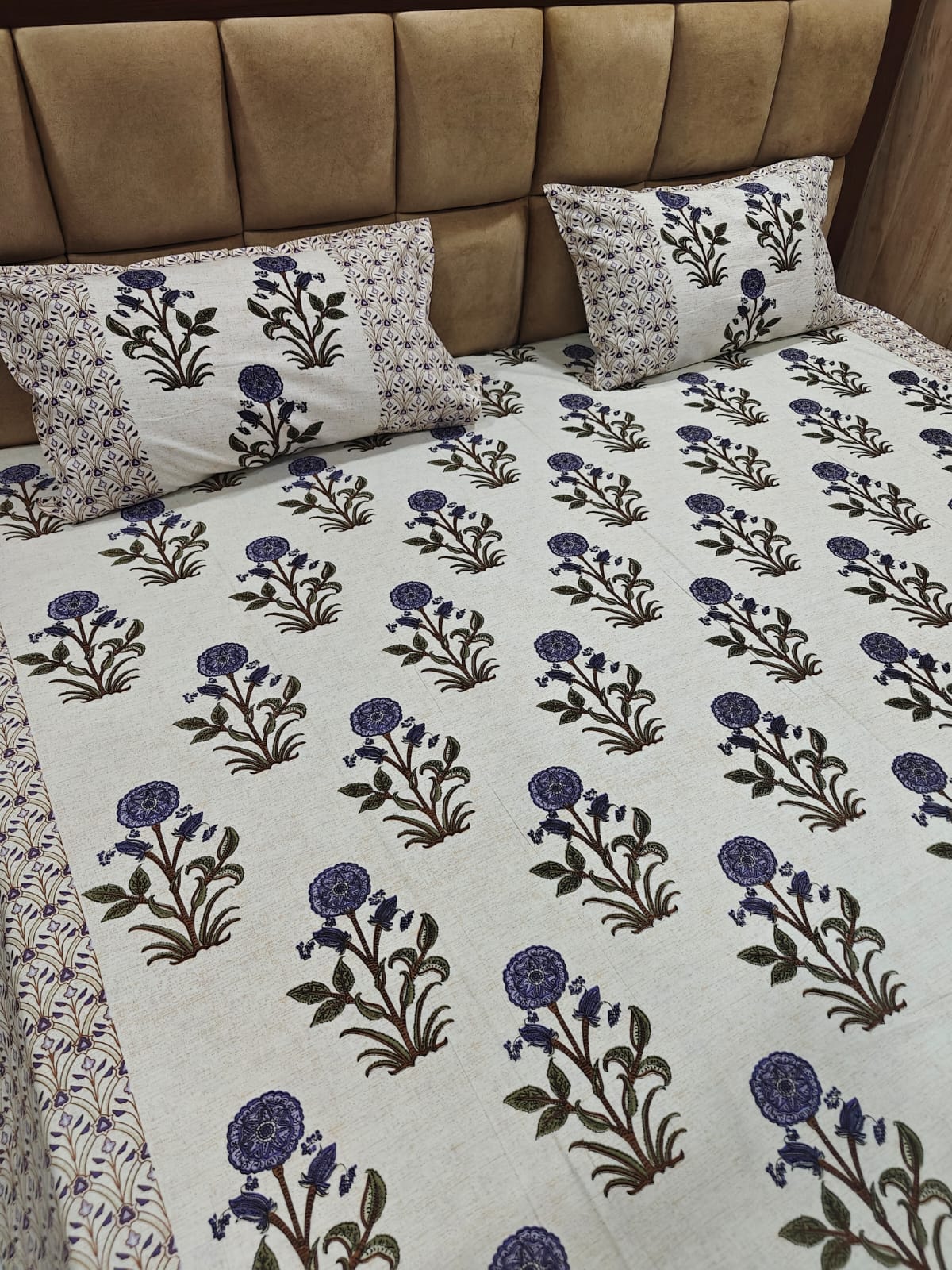 100% Cotton 250 TC King Bedsheet