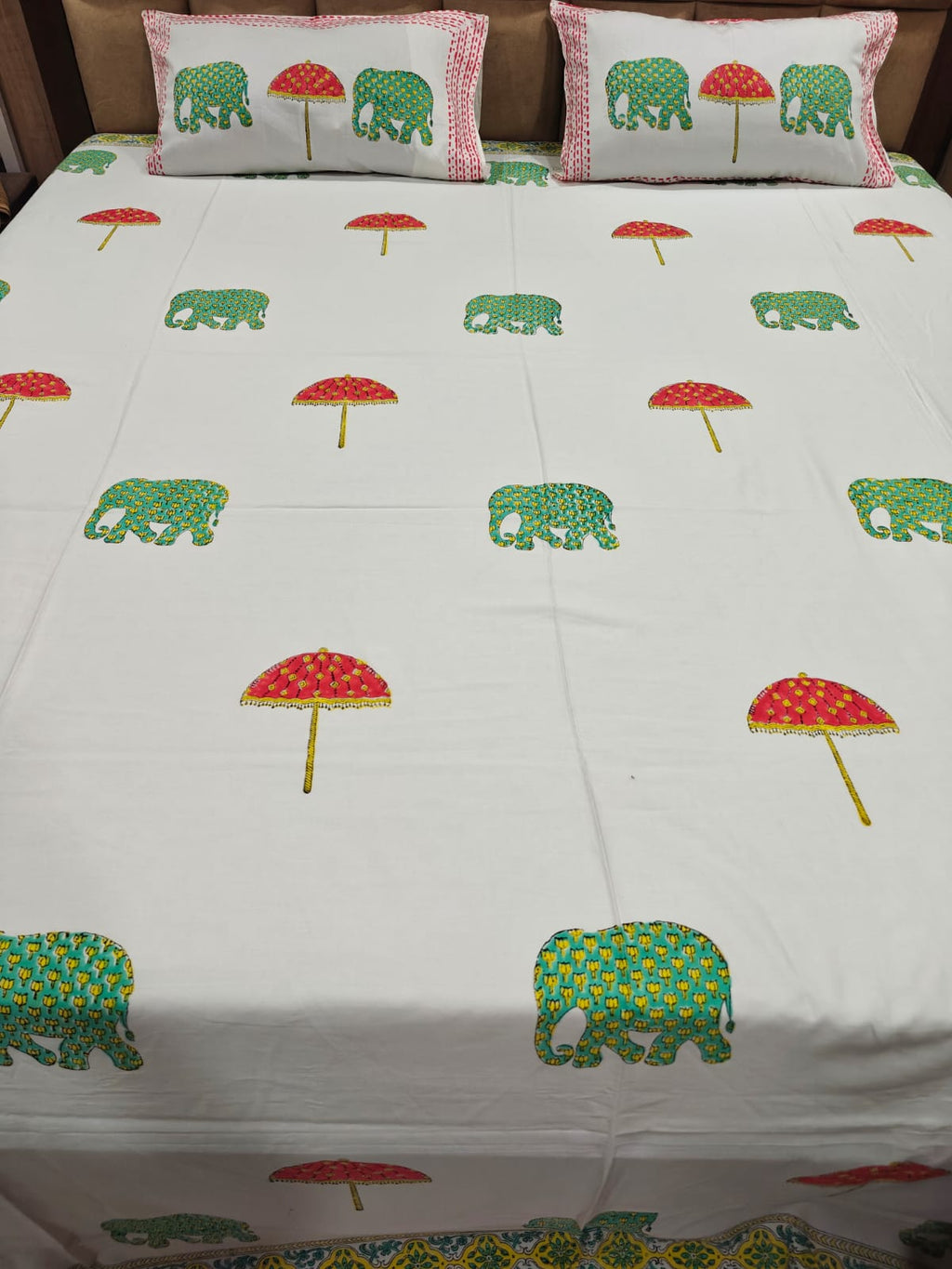 Super Premium Handblock Percale Cotton King Bedsheet Set - Hathi Chhatri