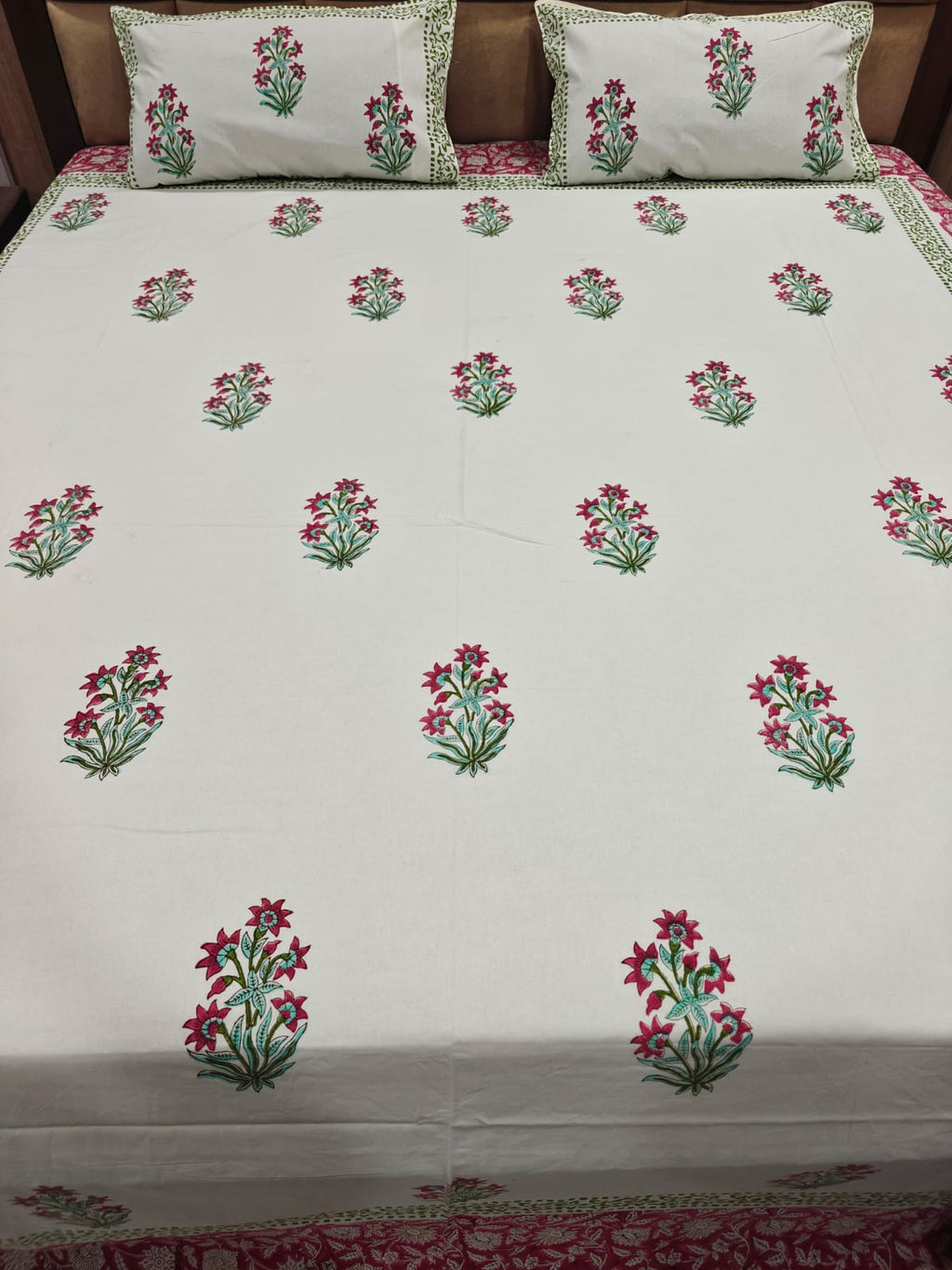 Handblock Printed 100% Cotton 250 TC King Bedsheet Set with 2 Pillow Covers - Meher Bagh