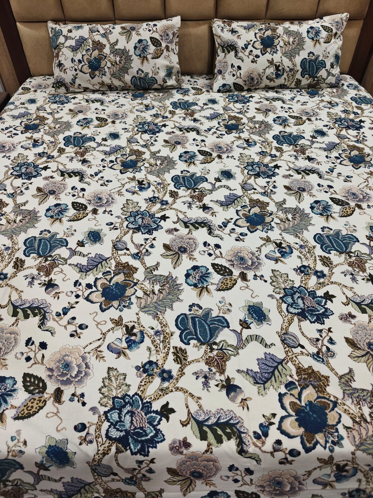 Anokhi Floral 100% Cotton King Bedsheet Set with 2 Pillow Covers