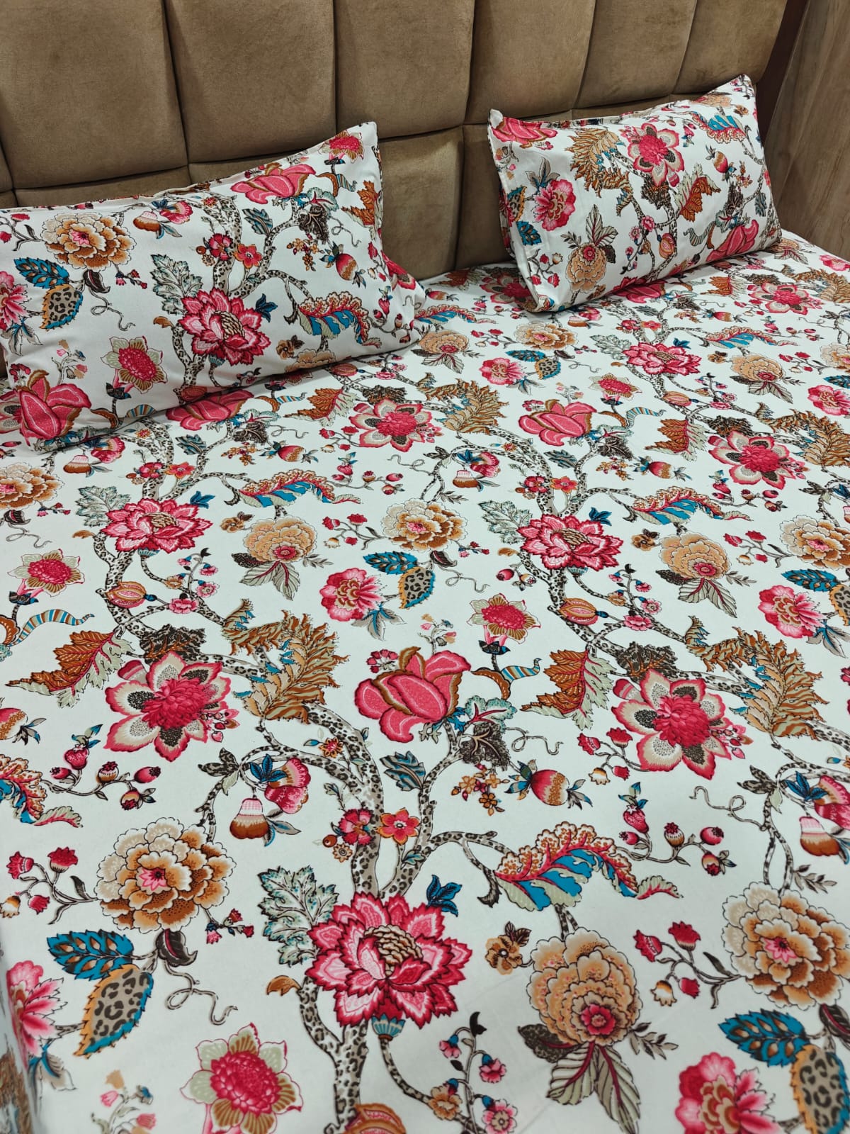 Anokhi Floral 100% Cotton King Bedsheet Set with 2 Pillow Covers