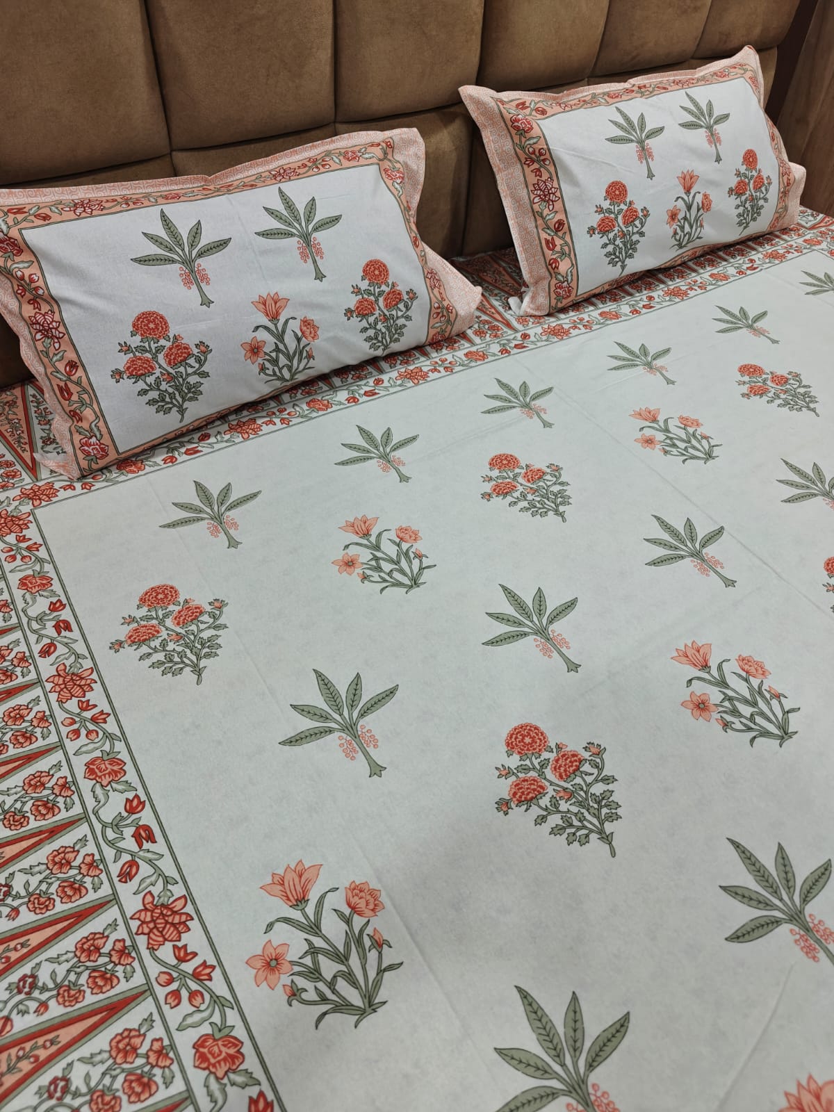 100% Cotton 250 TC King Bedsheet