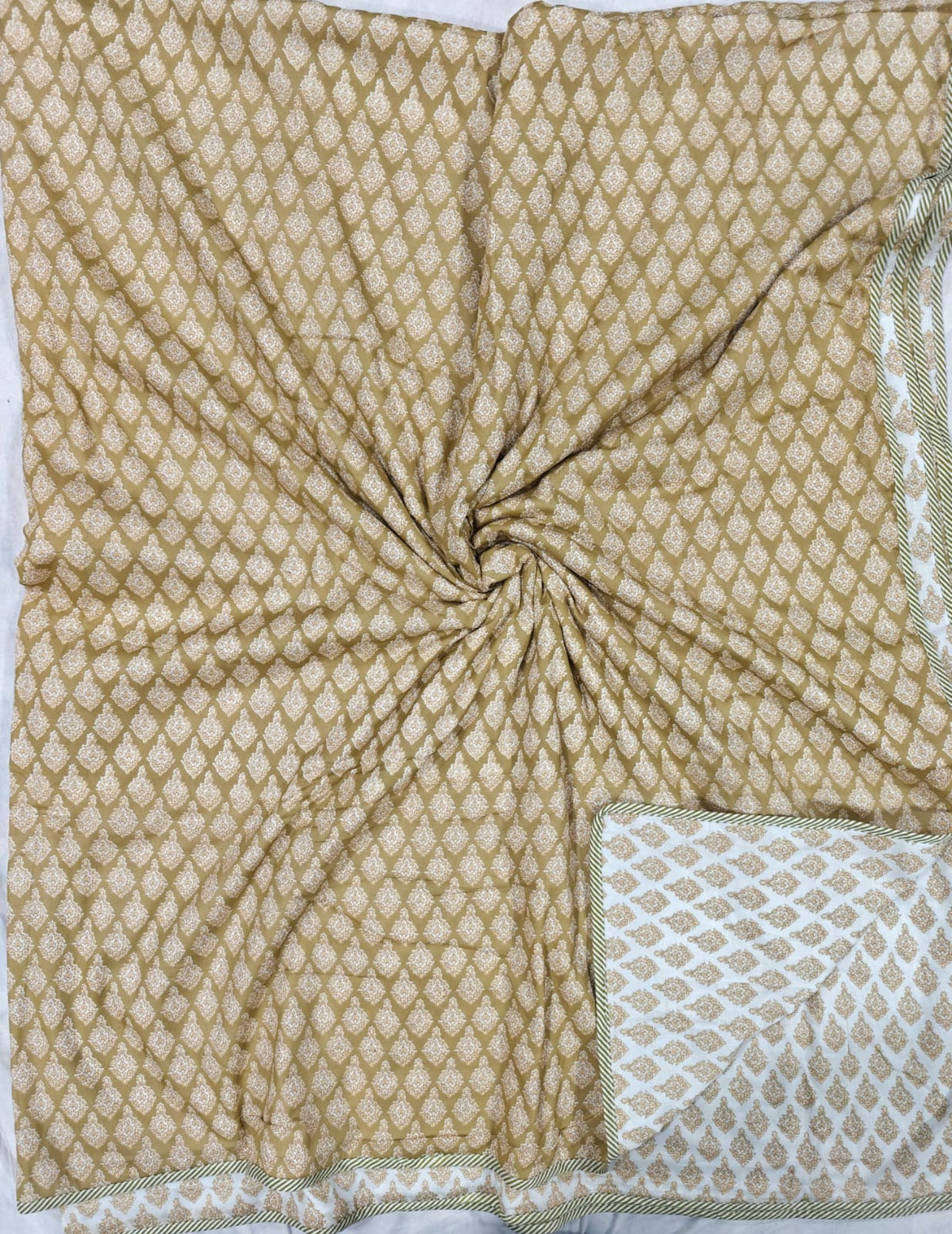 Tulip Collection Reversible Mulmul Double Dohar