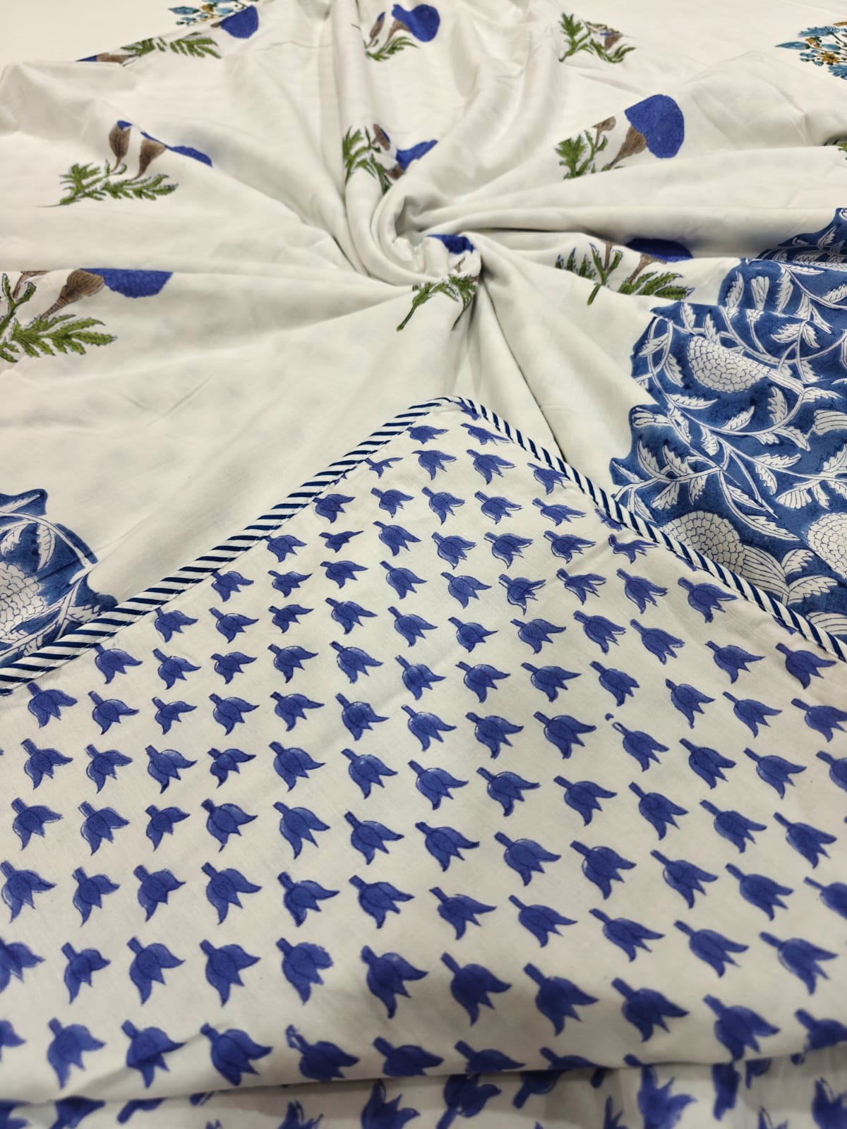 Handblock Printed Mulmul King Double Dohar - Neel Gul