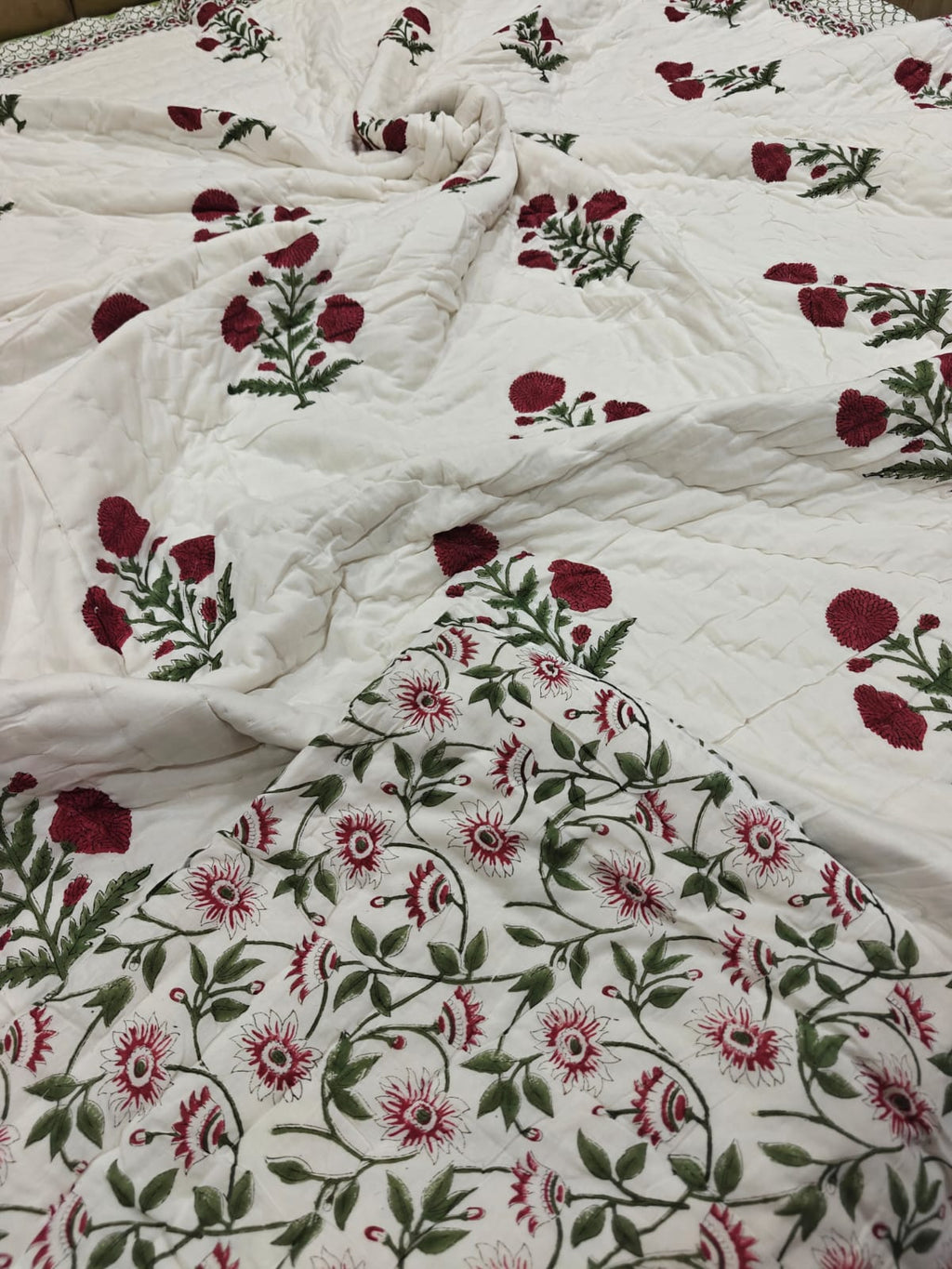 Premium Reversible Handblock Printed Mulmul King Quilt - Mehrun Bagh
