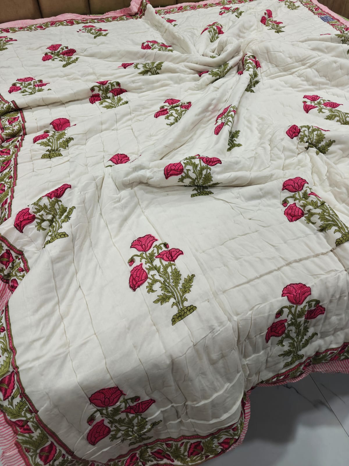 Premium Reversible Handblock Printed Mulmul King Quilt - Gulnaar