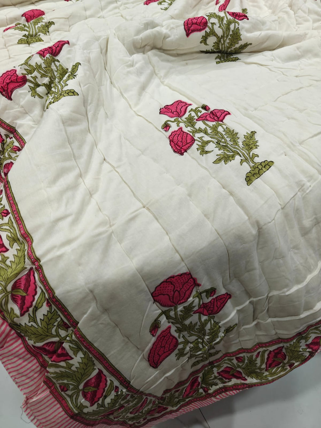 Premium Reversible Handblock Printed Mulmul King Quilt - Gulnaar