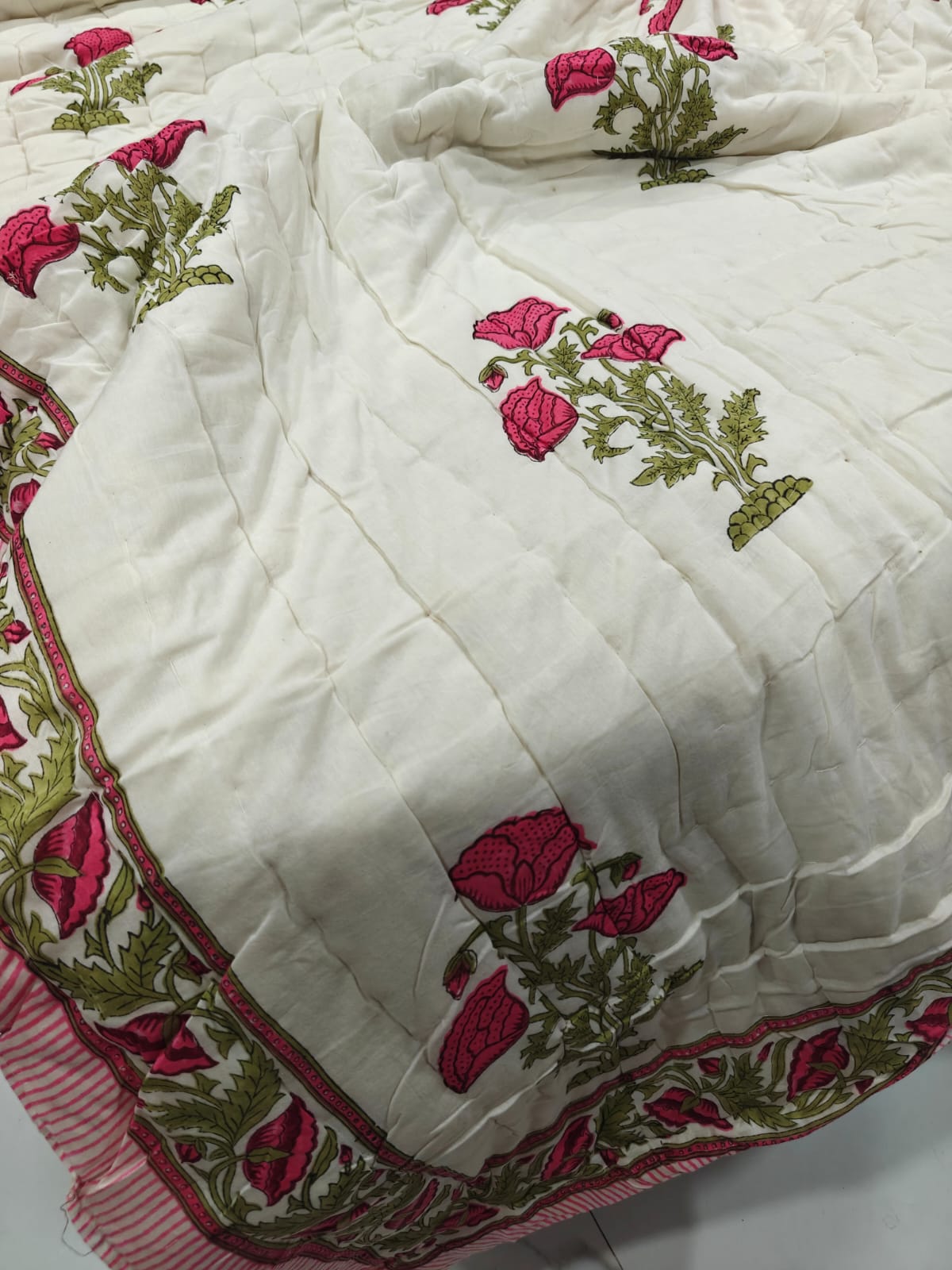 Premium Reversible Handblock Printed Mulmul King Quilt - Gulnaar
