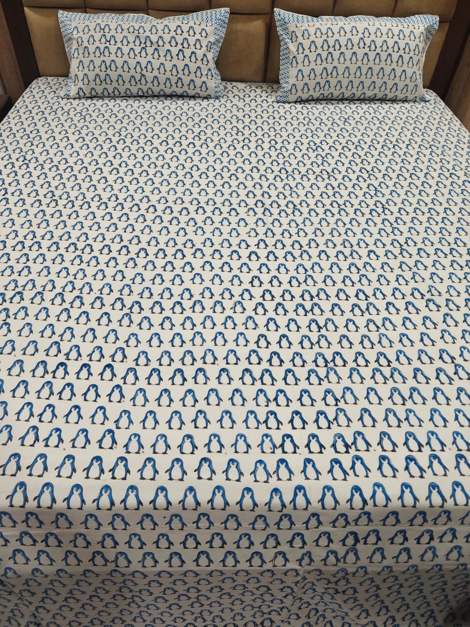 Kids 100% Cotton 250 TC King Bedsheet Set - Polar Pals