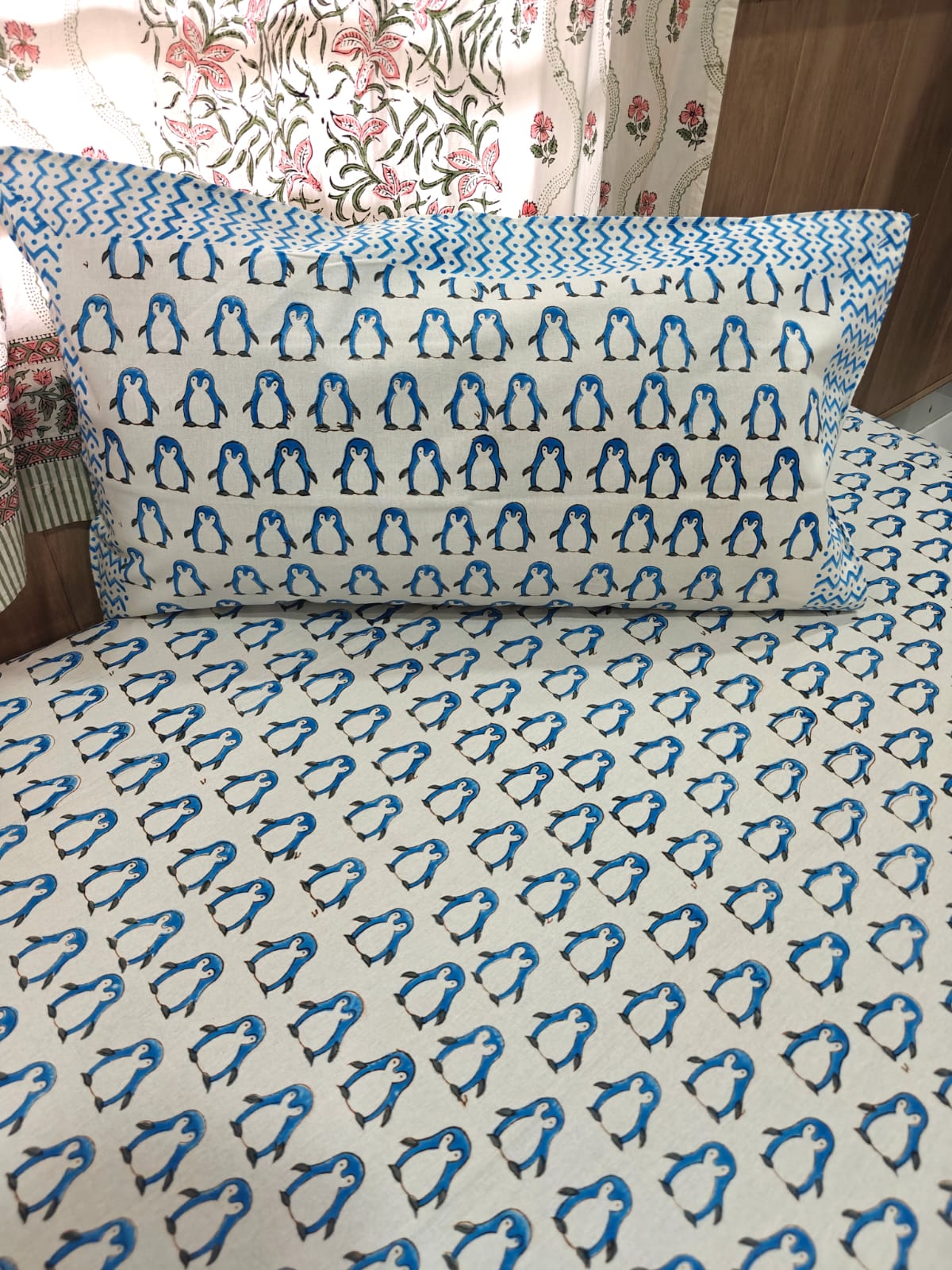 Handblock Printed Cotton Kids Single Bedsheet - Polar Pals