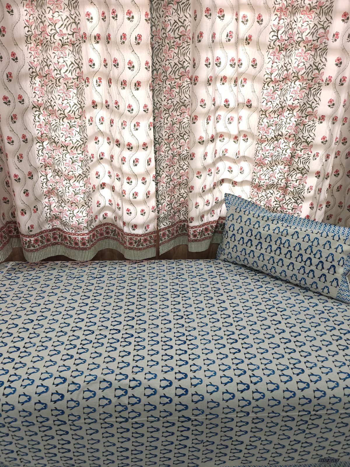 Handblock Printed Cotton Kids Single Bedsheet - Polar Pals