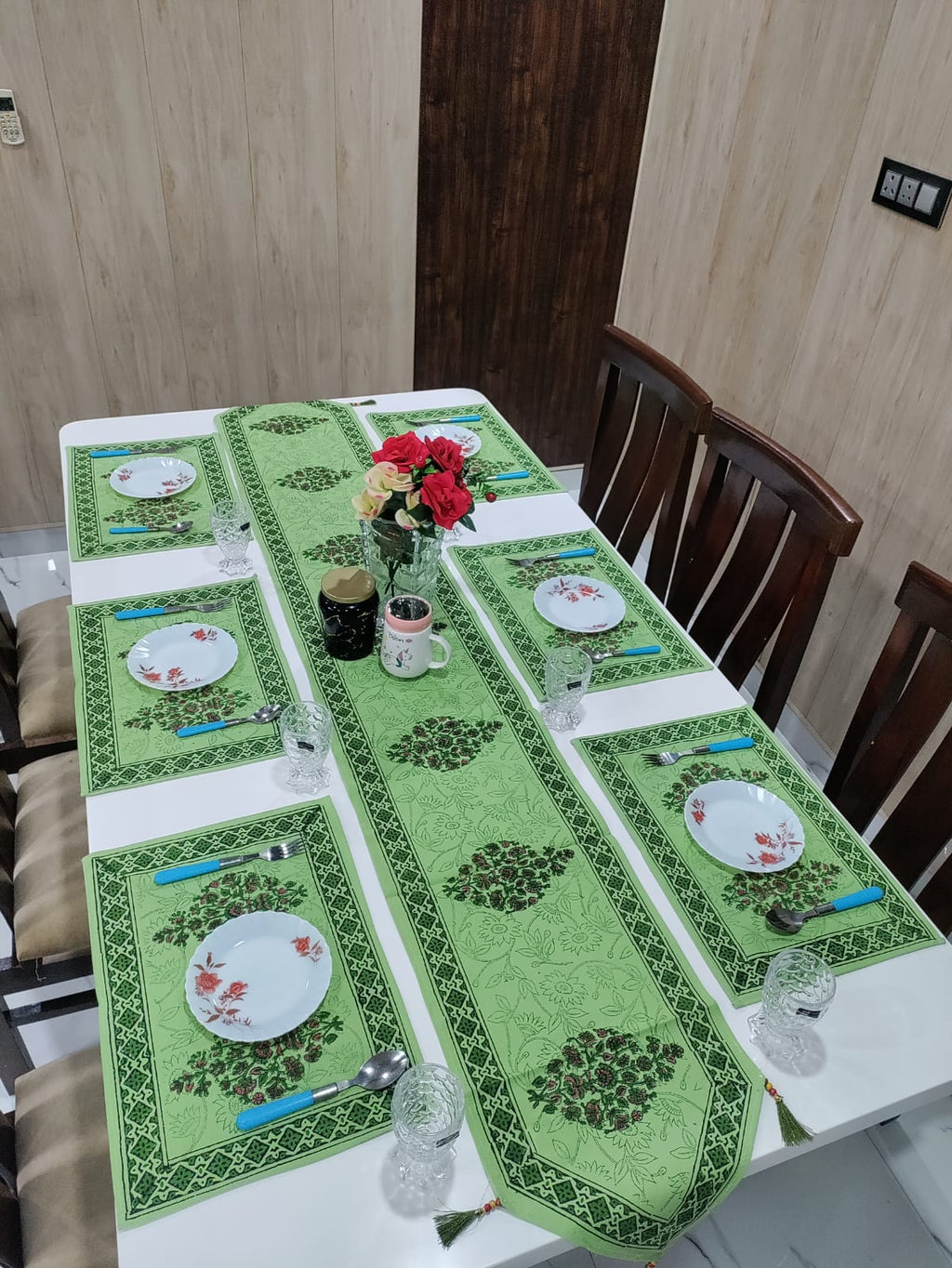 Handblock Printed Table Runner & Mat Set – 7 Pieces