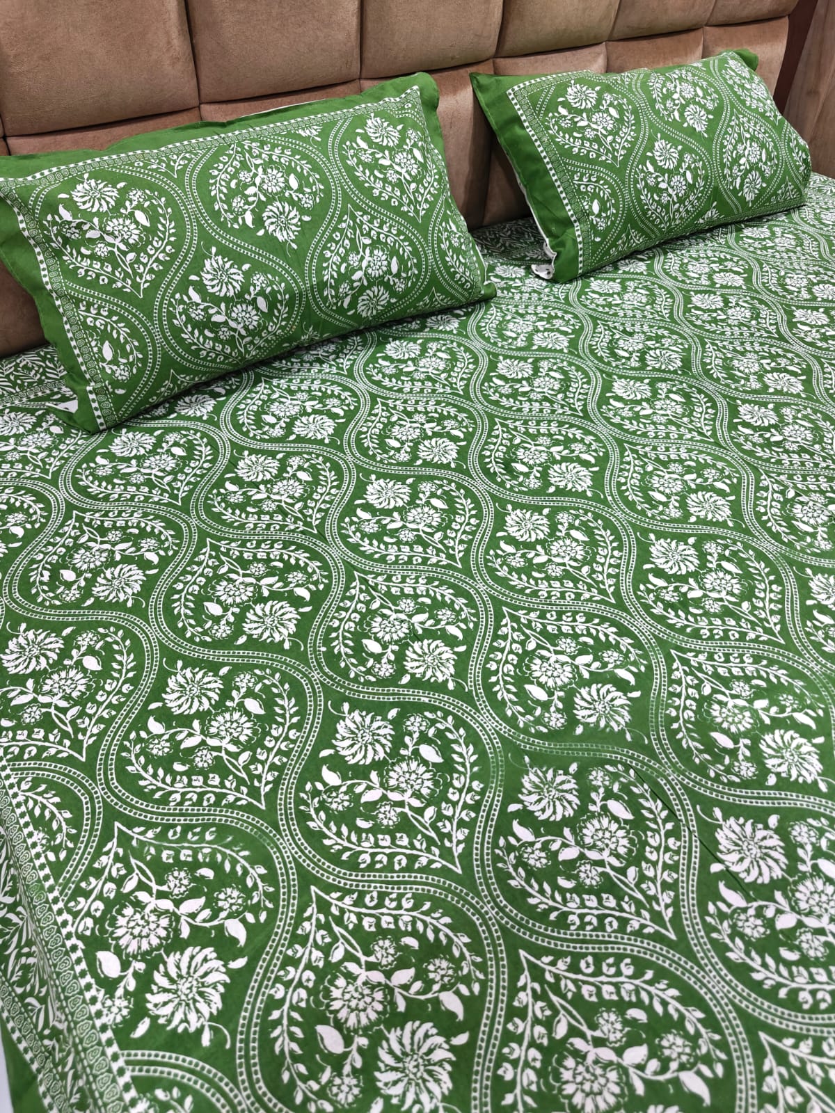 100% Cotton Queen Bedsheet