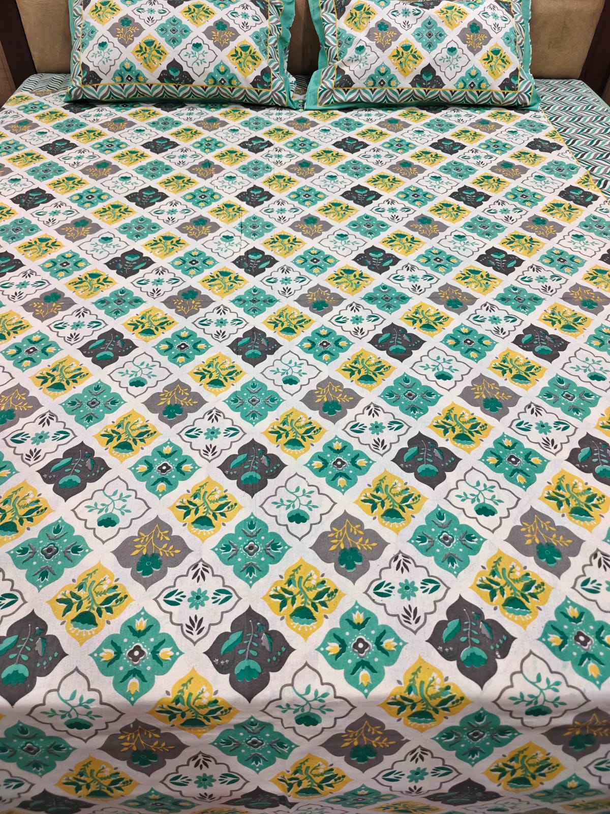 100% Cotton Queen Bedsheet