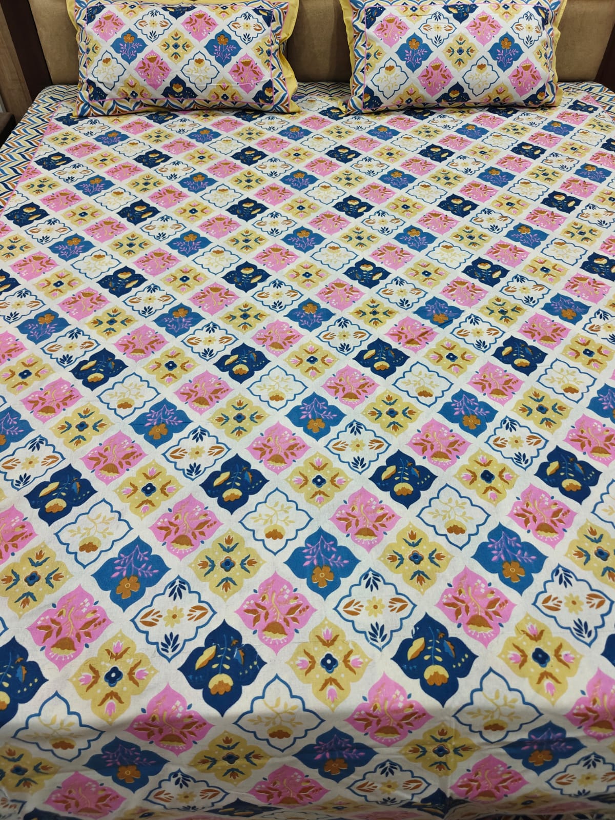 100% Cotton Queen Bedsheet
