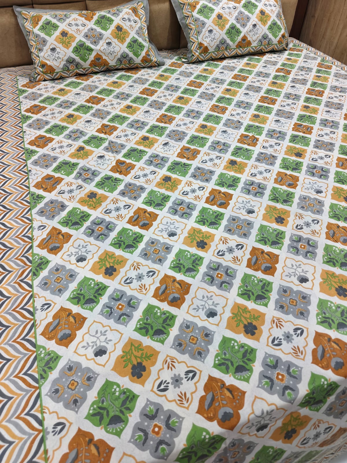 100% Cotton Queen Bedsheet