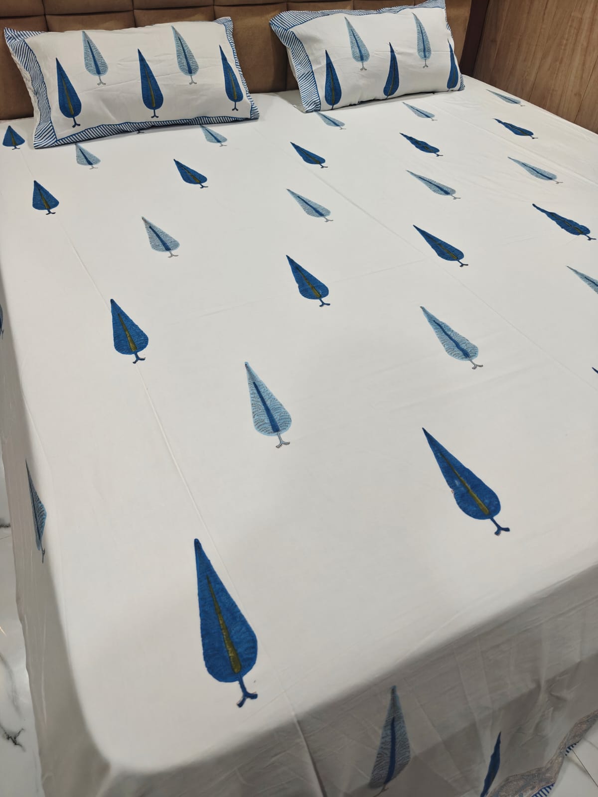 Super Premium Handblock Percale Cotton Super King Bedsheet Set - Neel Pankh