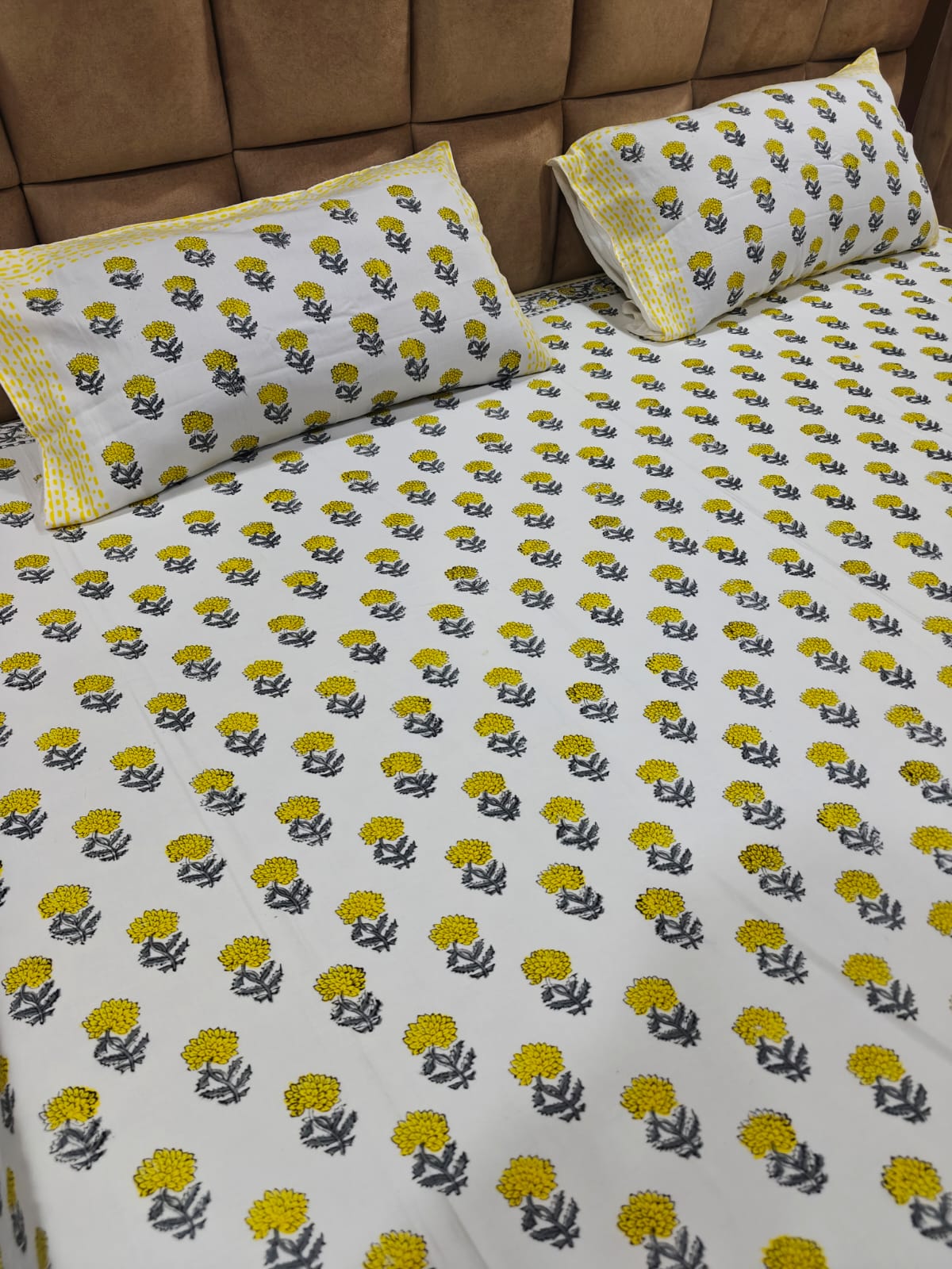 Super Premium Handblock Percale Cotton Super King Bedsheet Set - Genda Noor
