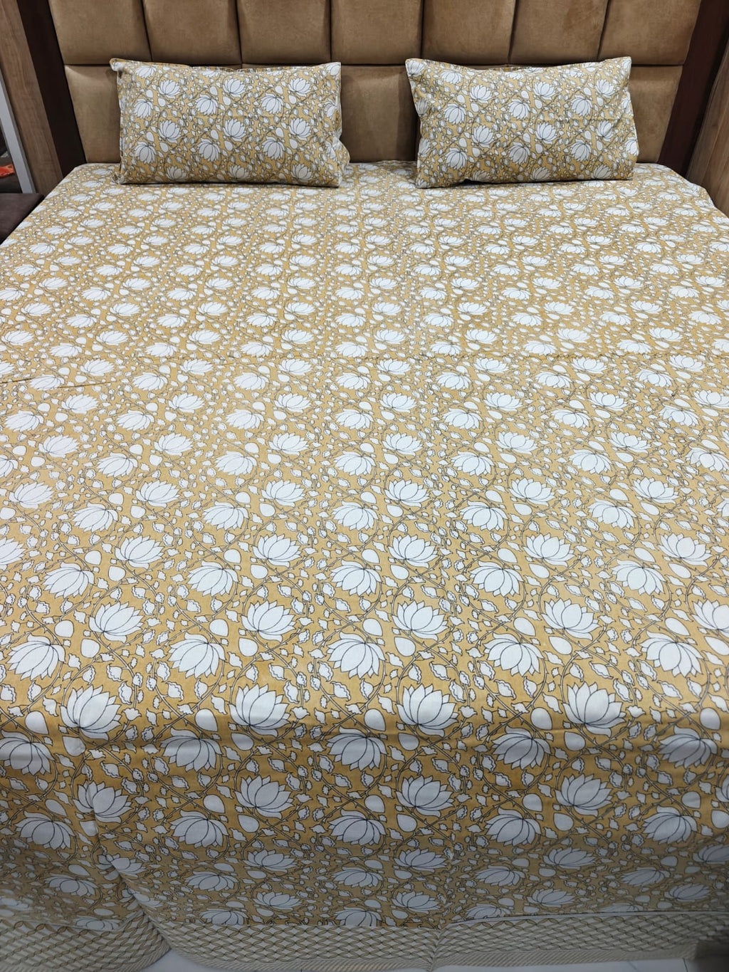 Rangili 100% Cotton Super King Bedsheet Set