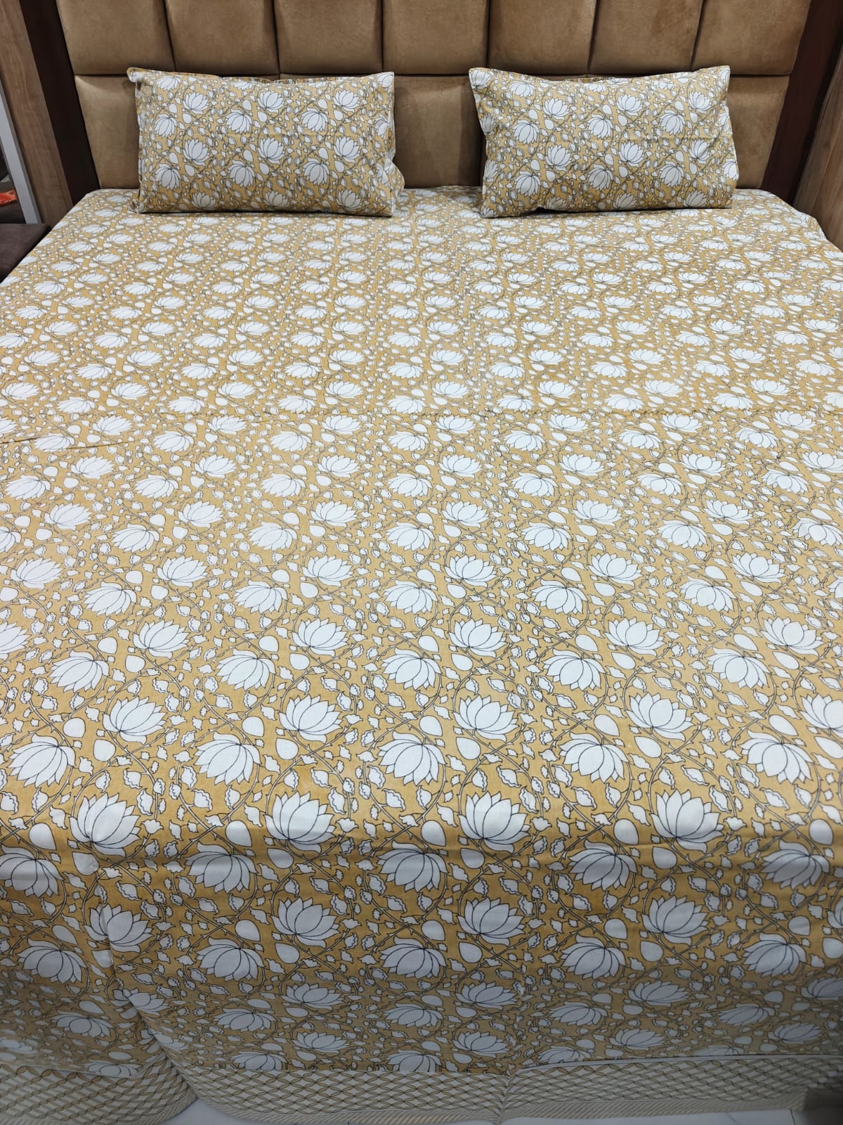Rangili 100% Cotton Super King Bedsheet Set