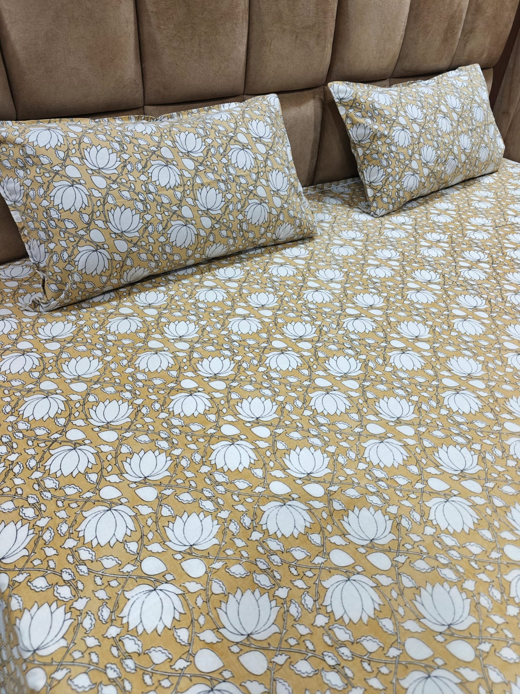 Rangili 100% Cotton Super King Bedsheet Set
