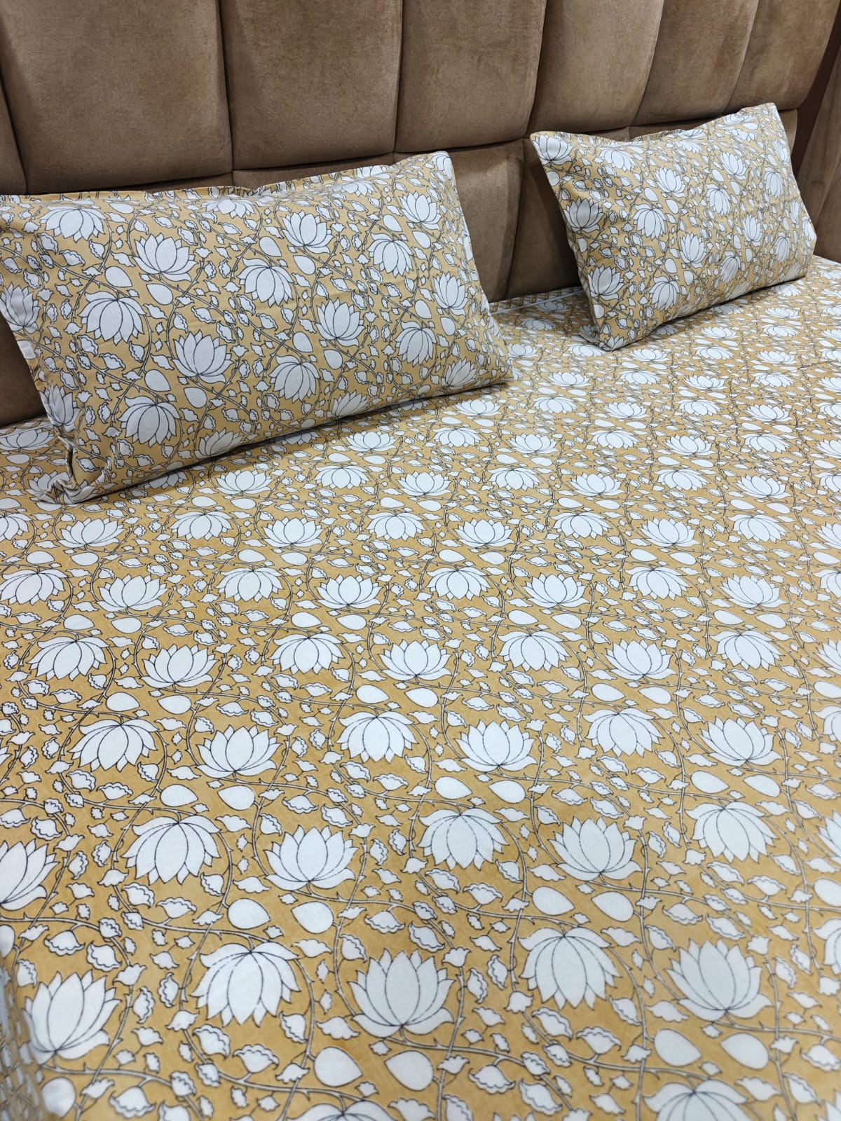 Rangili 100% Cotton Super King Bedsheet Set