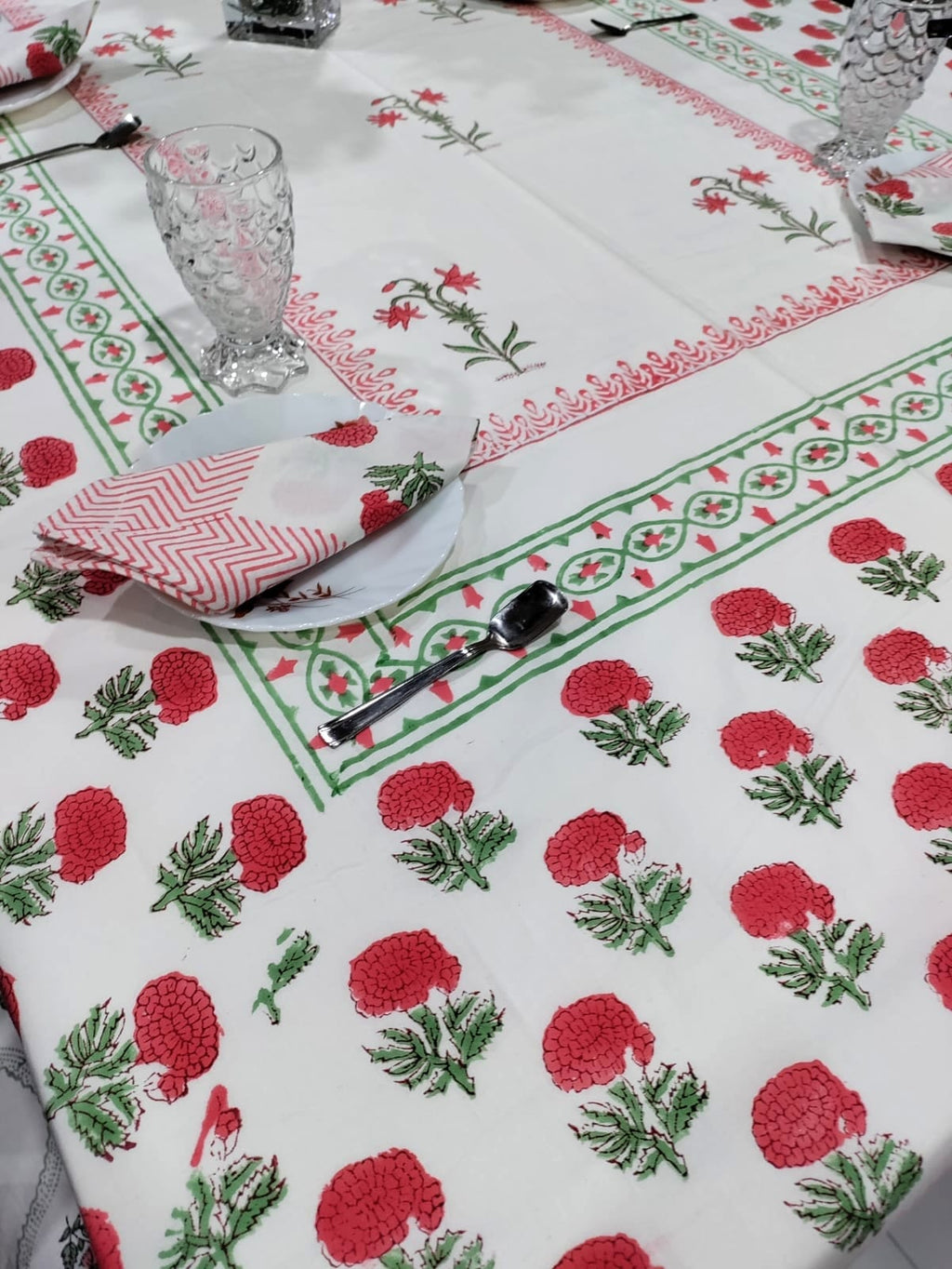 Handblock Printed Cotton Dining Table Cover & 6 Napkin Set - Gulnaar Leher