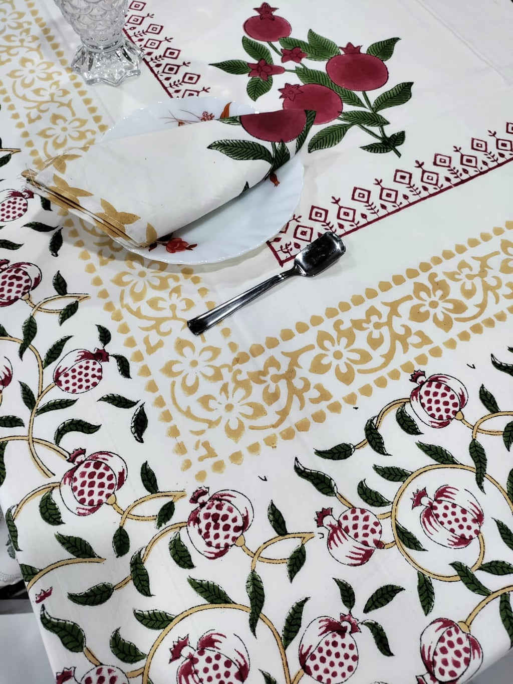 Handblock Printed Cotton Dining Table Cover & 6 Napkin Set - Anar Bagh