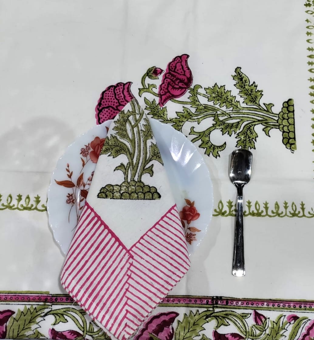 Handblock Printed Cotton Dining Table Cover & 6 Napkin Set - Gulnaar